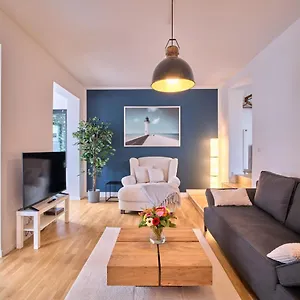  Apartment Stilvolle Stadtwohnungen I Komfort & Charme